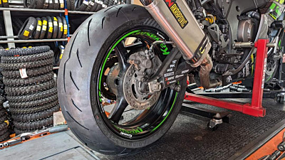 Pirelli Diablo Rosso 4 on a Gen5 ZX10R